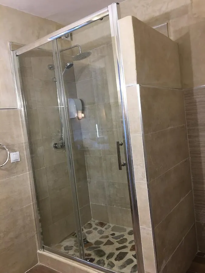 الشقق الفندقية طريفةفي  El Rancho شقة فندقية طريفة